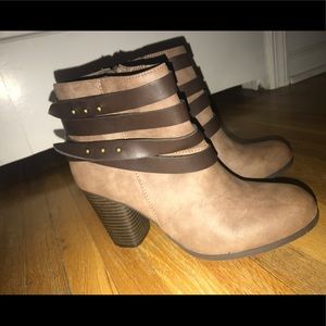 Brand new madden girl heeled booties!!
